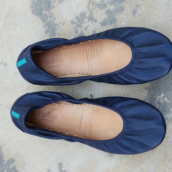 Tieks California Navy Size 8 - Picture 5 of 10